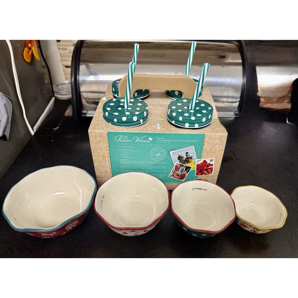 Pioneer Woman Measuring Bowls 4pc + Mason Jar Drinking Set Lids Straws